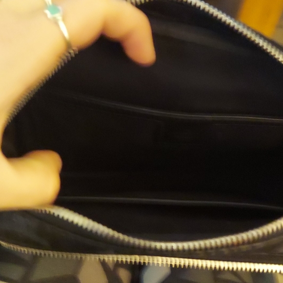 MCM leather crossbody brand new - Picture 4 of 5